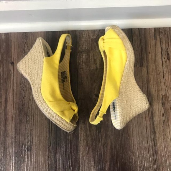 Rue21 | Yellow Peep Toe Wedges - Picture 1 of 5